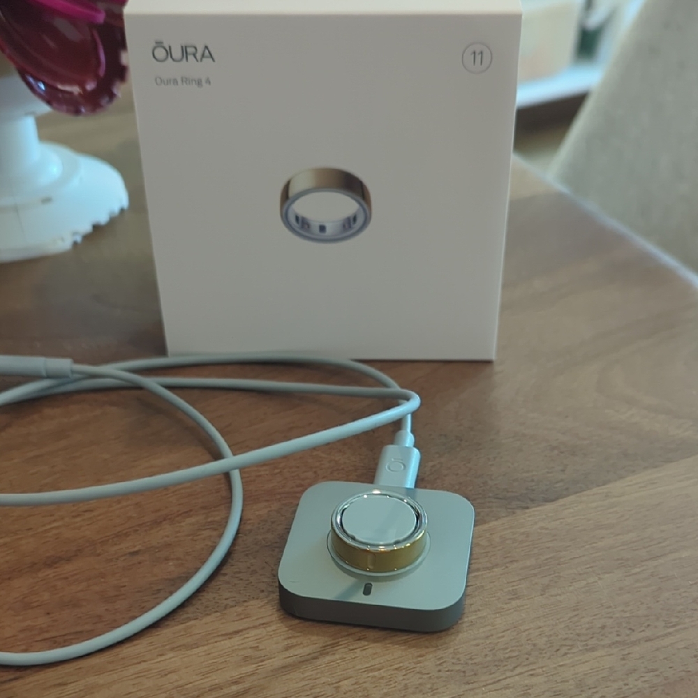Oura Ring 4 Gold Size 11